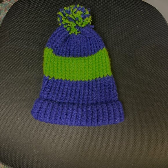 Accessories - Handmade navy blue & green knit hat